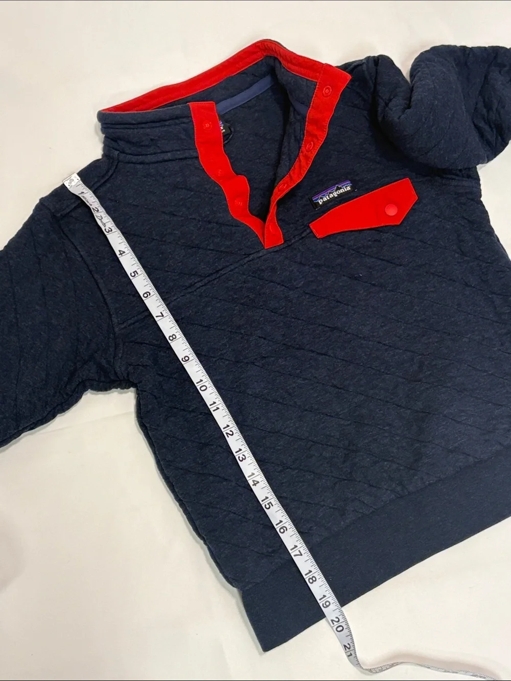 PATAGONIA AND VINEYARD VINE BOYS LONG SLEEVES S-M!